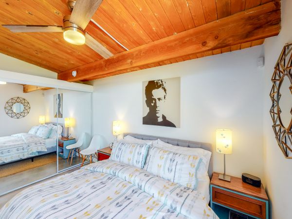 Palm Springs Home 984068