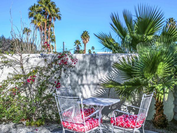 Palm Springs Home 984068