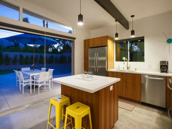 Palm Springs Home 984069