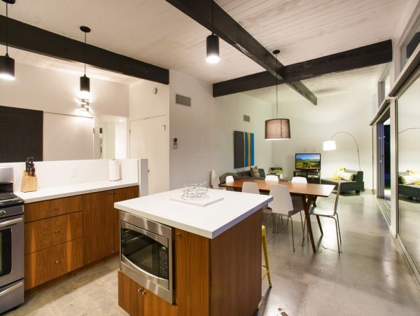 Palm Springs Home 984069