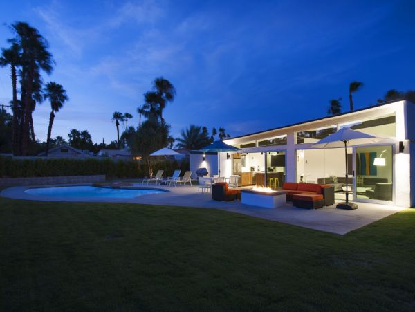 Palm Springs Home 984069