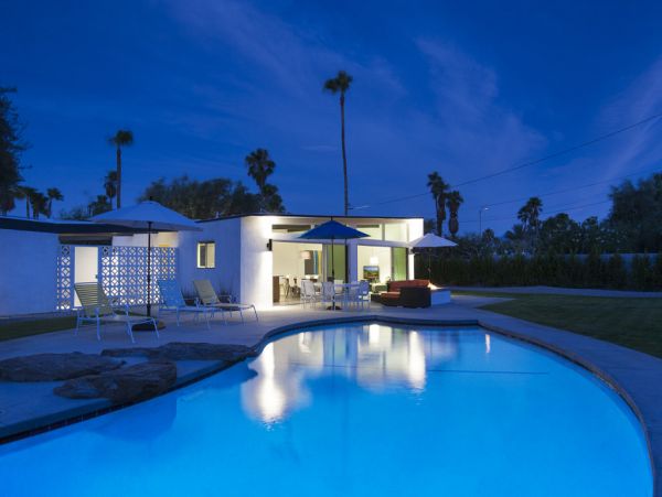 Palm Springs Home 984069