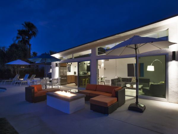 Palm Springs Home 984069