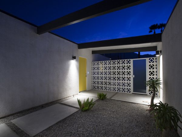Palm Springs Home 984069