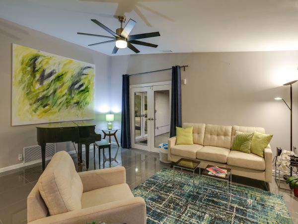 Palm Springs Home 984070