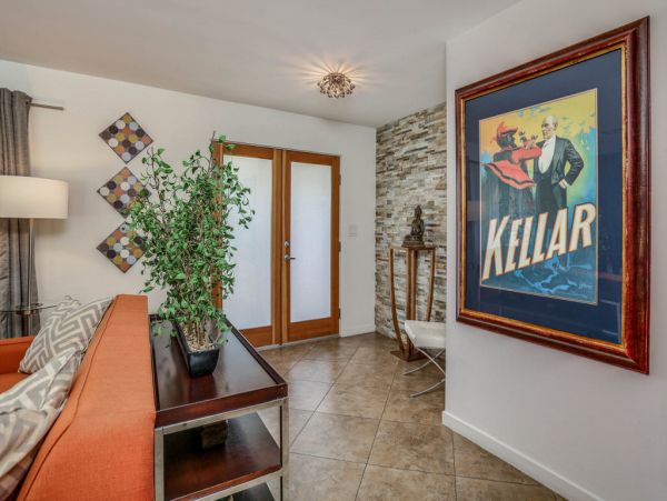 Palm Springs Home 984071