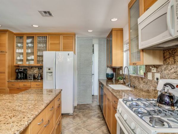 Palm Springs Home 984071