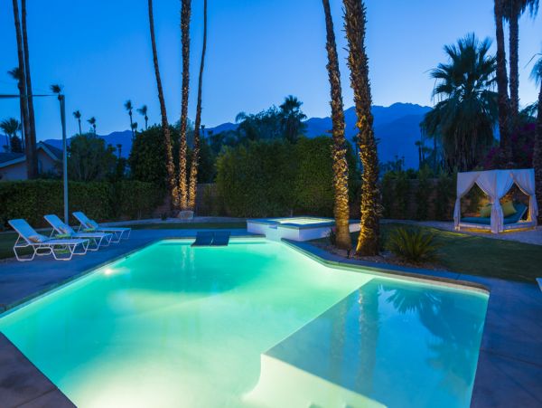 Palm Springs Home 984071