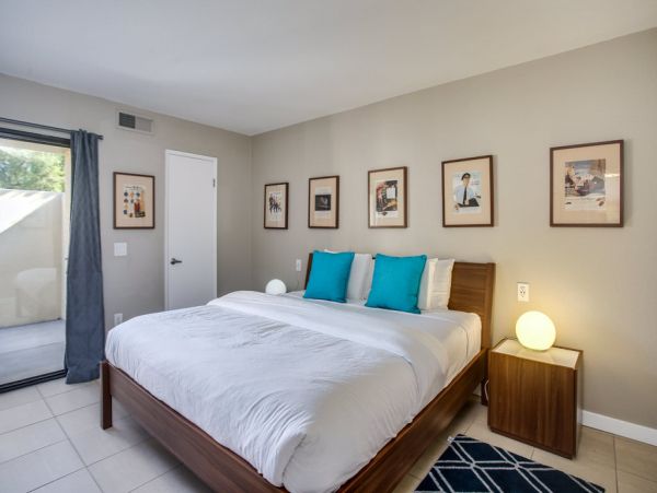 Palm Springs Home 984073
