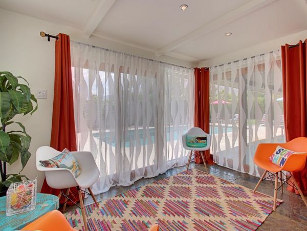 Palm Springs Home 984074