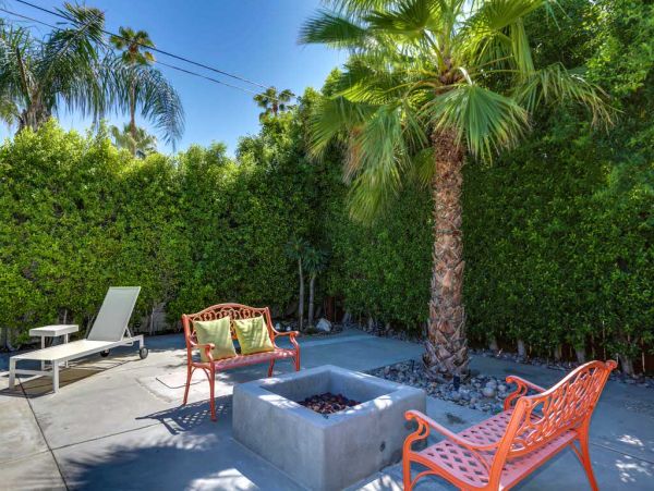 Palm Springs Home 984075