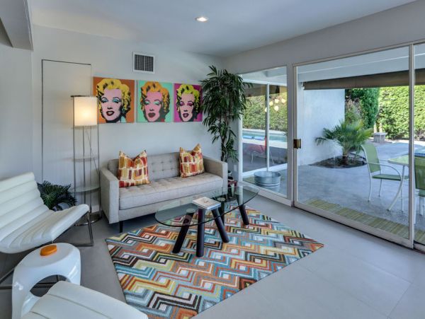 Palm Springs Home 984077