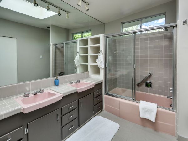 Palm Springs Home 984077