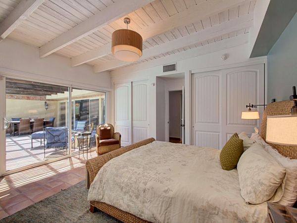 Palm Springs Home 984080
