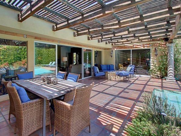 Palm Springs Home 984080