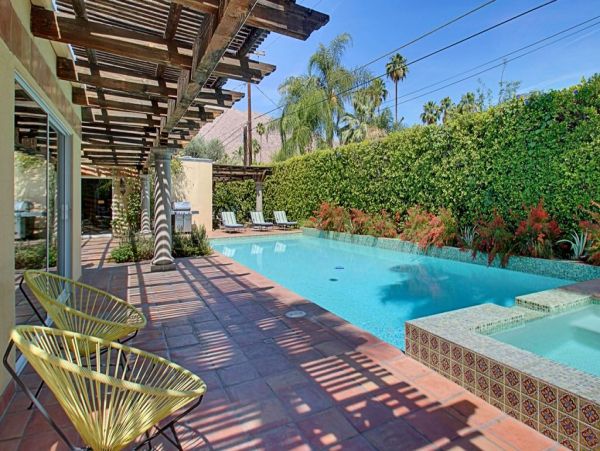 Palm Springs Home 984080