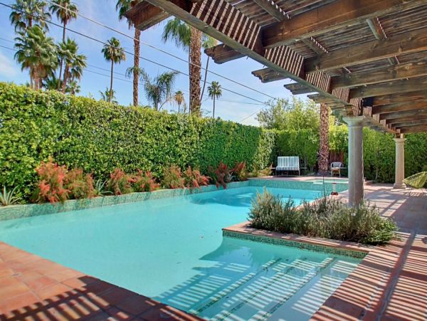 Palm Springs Home 984080