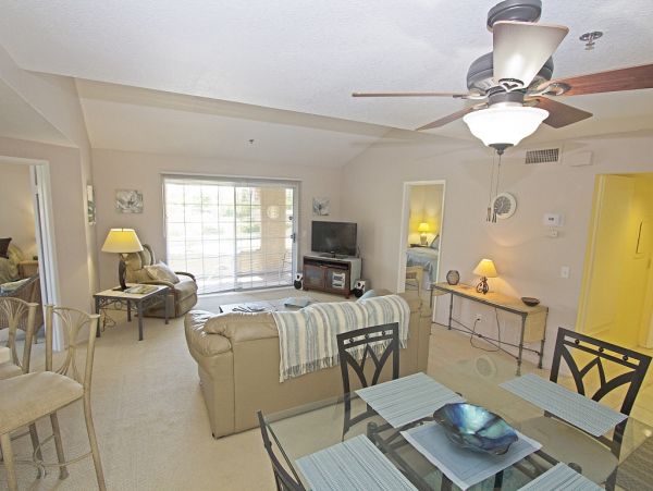 Palm Springs Home 984081