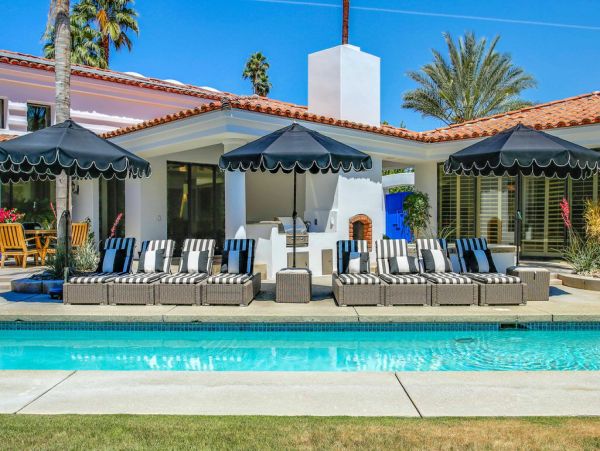 Palm Springs Home 984082
