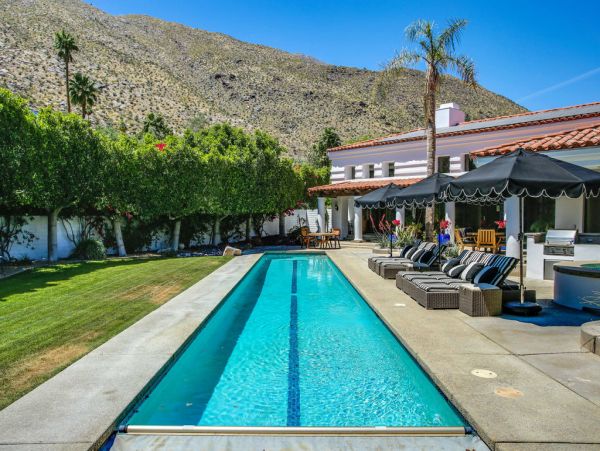 Palm Springs Home 984082