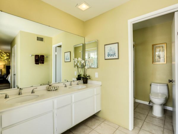 Palm Springs Home 984083
