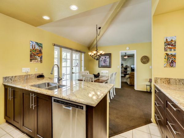 Palm Springs Home 984083