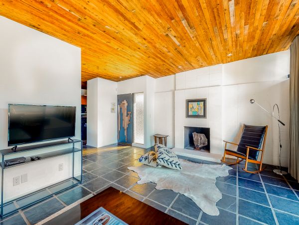 Palm Springs Home 984085