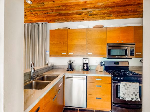 Palm Springs Home 984085