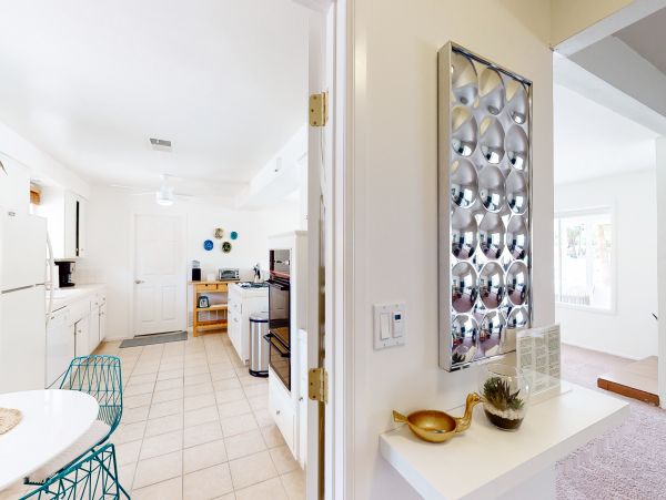 Palm Springs Home 984087