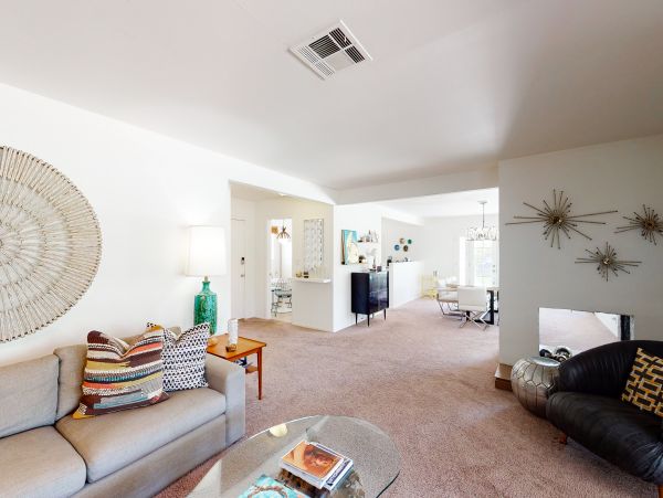Palm Springs Home 984087