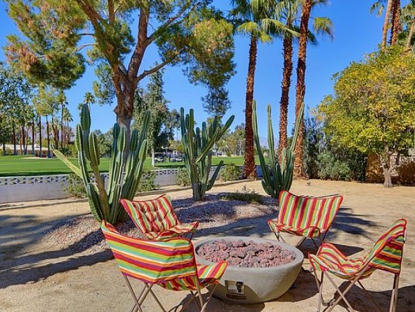 Palm Springs Home 984087