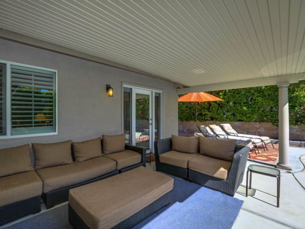 Palm Springs Home 984090
