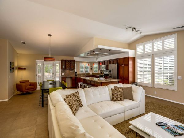 Palm Springs Home 984090