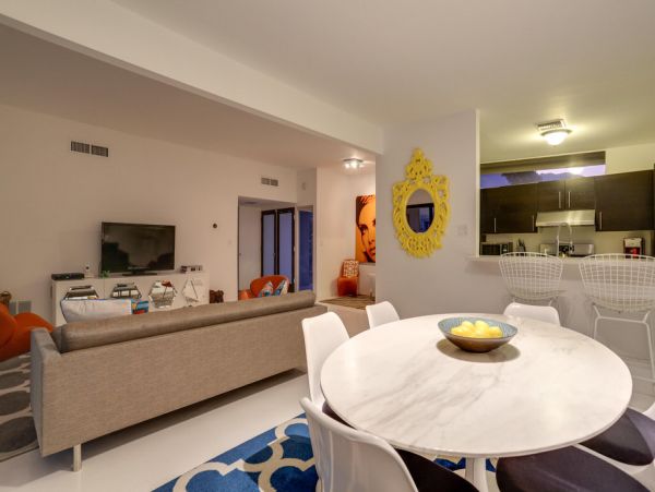 Palm Springs Home 984091