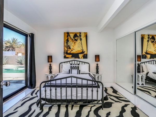 Palm Springs Home 984091