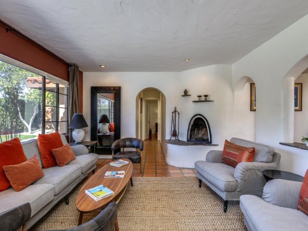 Palm Springs Home 984093