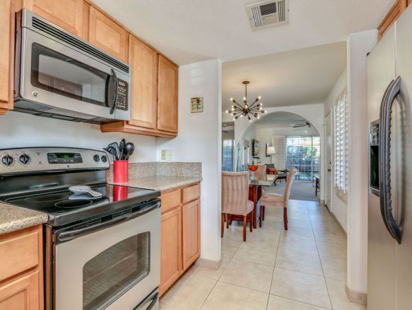 Palm Springs Home 984094