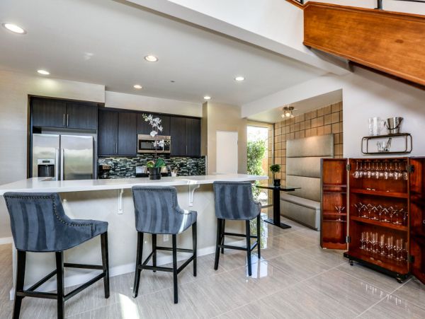 Palm Springs Home 984095