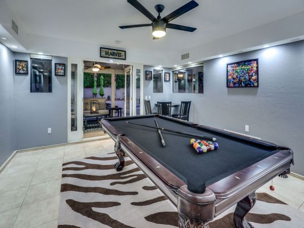 Palm Springs Home 984096