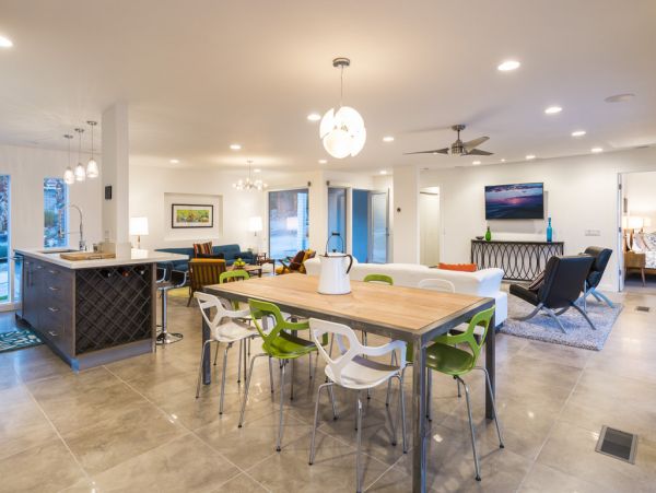Palm Springs Home 984097