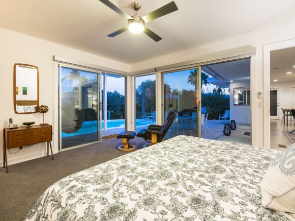 Palm Springs Home 984097