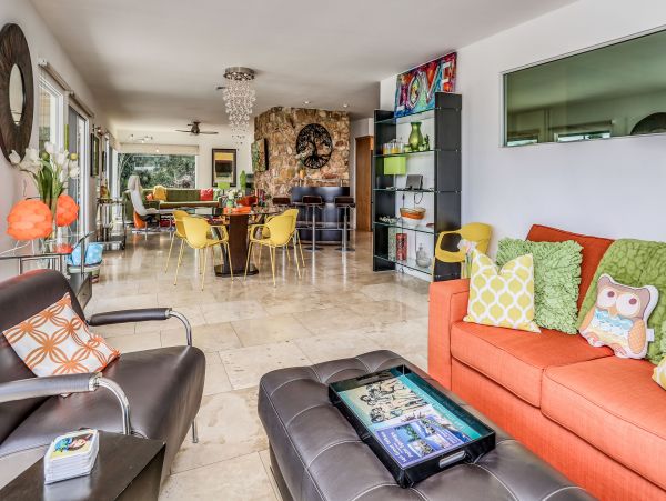 Palm Springs Home 984098