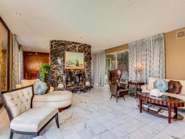 Palm Springs Home 984099
