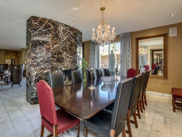 Palm Springs Home 984099