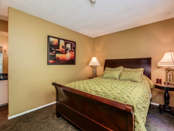 Palm Springs Home 984099