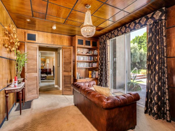 Palm Springs Home 984099