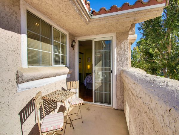 Palm Springs Home 984100