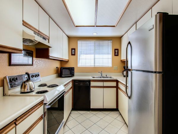 Palm Springs Home 984100