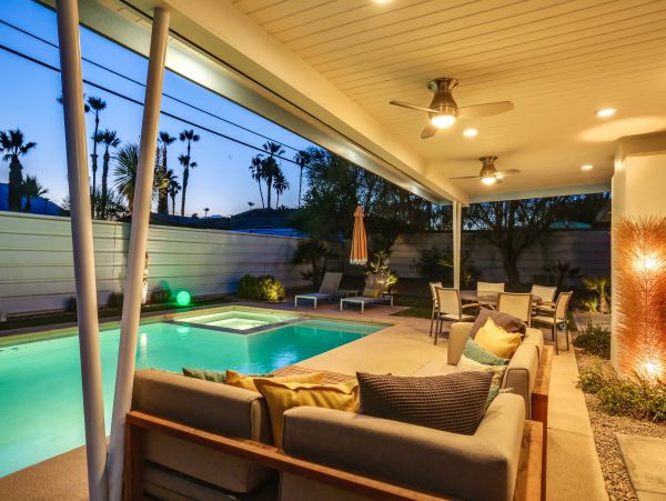 Palm Springs Home 984101
