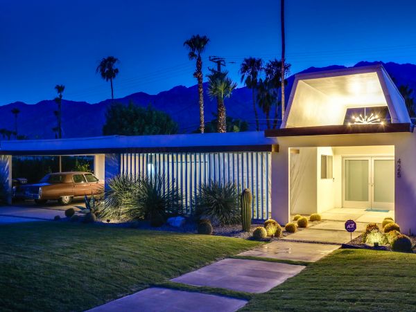 Palm Springs Home 984101